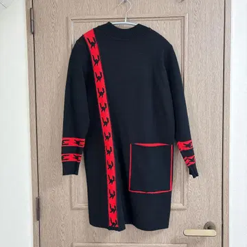 COTE 겨울 상품 긴팔 스웨터 롱 기장 니트 튜닉 블랙 빨간색 하이넥