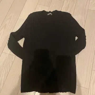 theory luxe 블랙 V넥 스웨터 긴팔