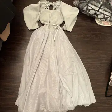 스나이델 차코트 오프숄더 색스 롱 원피스