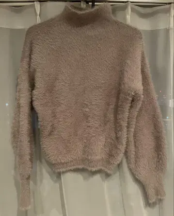 포근포근 터틀넥 스웨터 옅은 핑크 베이지