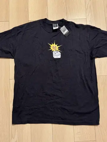 HUF XL 블랙 티셔츠 선버스트 프린트