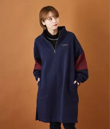 큐브 슈가 맨투맨 원피스 하프 지퍼 속기모