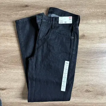 UNIQLO 유니클로 미사용 새상품 스트레이트 블랙 데님 팬츠 30