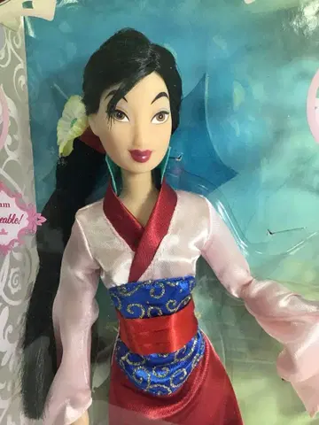 프린세스 뮬란 인형