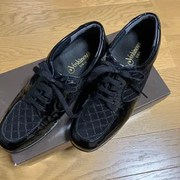 요시노야 스니커즈 23.0cm 블랙 에나멜
