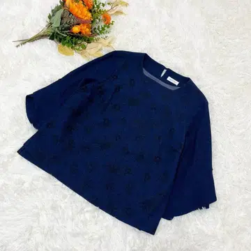 CECI OU CELA 블라우스 플로키 꽃무늬 일본제 깔끔한 캐주얼