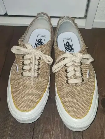 VANS Og Authentic Fray 10.0 베이지 vault