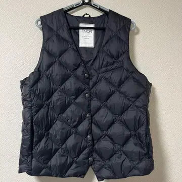 TAION CITY LINE 블랙 퀼팅 베스트