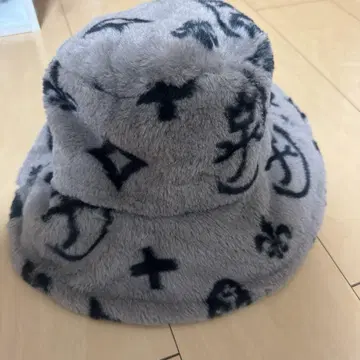 최종 가격 인하! 초레어 CASTELBAJAC 버킷 퍼 햇 M 사이즈