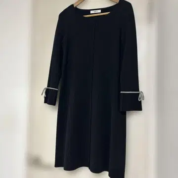 MISS J 블랙 긴팔 원피스