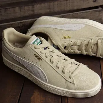 미사용 새상품 PUMA 여성용 스니커즈 스웨이드 클래식 24.0cm