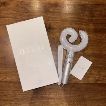 aespa 응원봉 ver2 상자&스트랩 포함 트레이딩 카드 없음