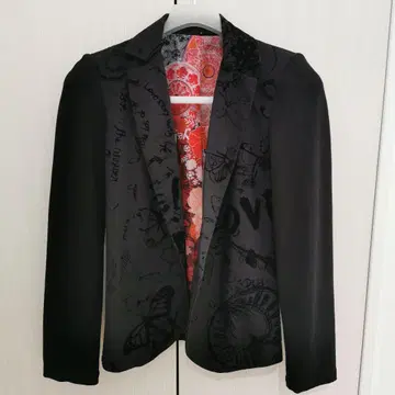 Desigual 테일러드 자켓 블랙 꽃무늬 안감