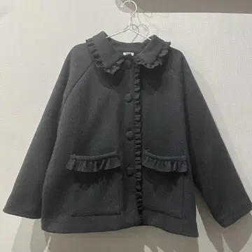 프릴 둥근 카라 코트