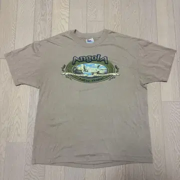 Hanes 90s 티셔츠