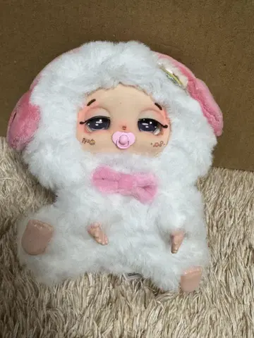 babythree DouDou 넨넨 양 화이트 바브 헤드폰 백팩
