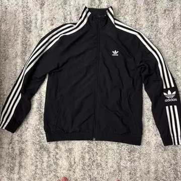 adidas 트랙 자켓