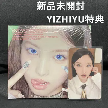 TWICE this is for 나연 YIZHIYU 포토카드 디지팩