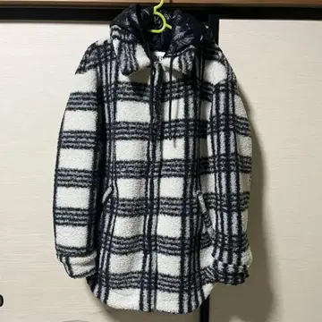 [ ZARA 자라 ] 보아 자켓 체크 무늬 코트 XS 사이즈