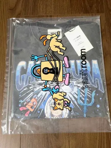 VAULTROOM VR x GURA TEE / CHARCOAL