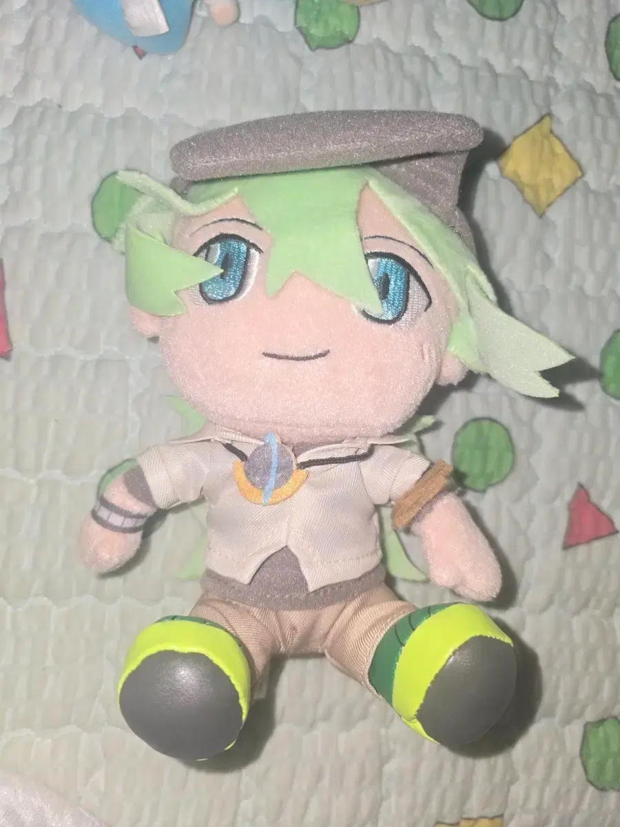 Urgent money transfer rare / Pokémon N trainer plush