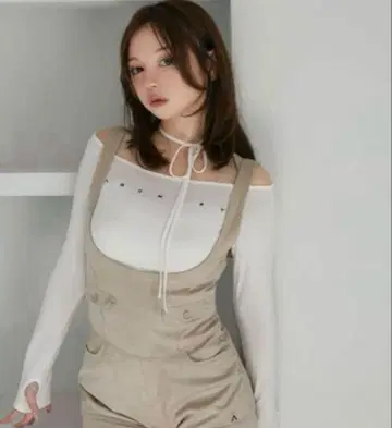andmary Mary sheer logo tops