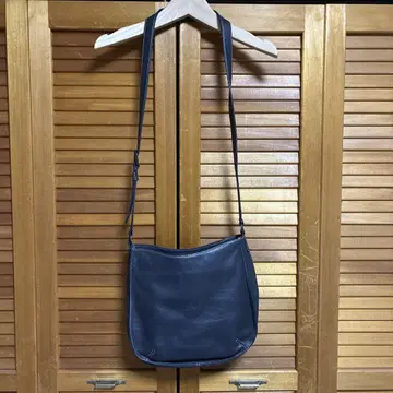 [새상품급] 키타무라 네이비 가죽 숄더백