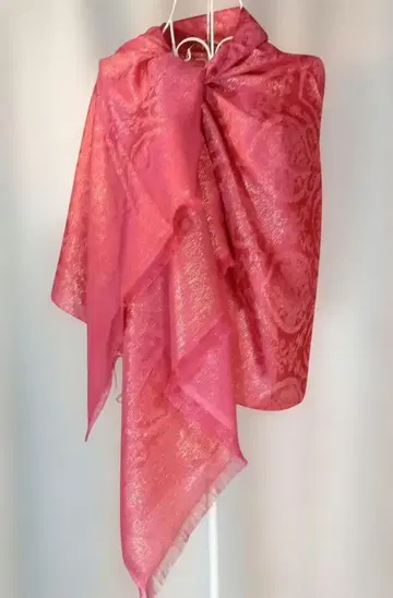 [ 스카프 대형 미사용 새상품 ] 핑크 실크 비스코스 스톨 두바이