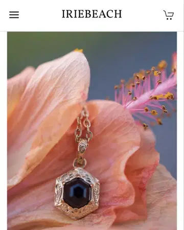 iriebeach Hexagon Onyx necklace