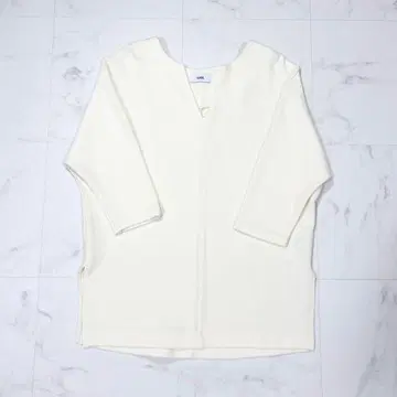 새상품급 TONAL V넥 풀오버 울 혼방 심플 오피스 블라우스 38