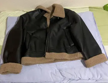 GU 페이크 무스탕 숏 플라이트 자켓 블랙 XL