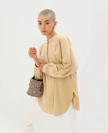 시루무린 cotton 퀼팅 셔츠 베이지 새상품급