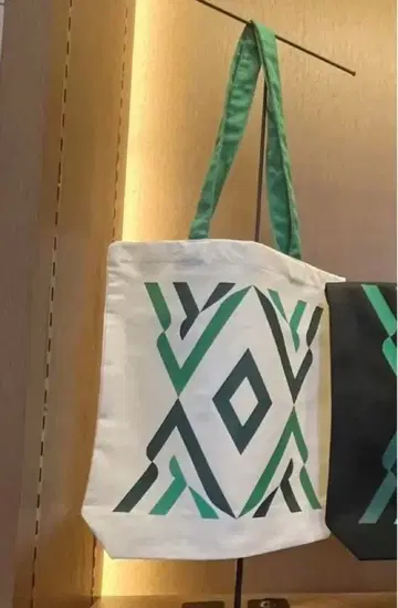 간사이 만박 사우디아라비아관 토트백