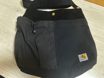 Carhartt 블랙 숄더백