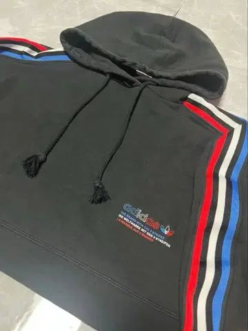 [ 당일 발송 ] adidas 트리콜로르 컬러 후드티 L 크롭 기장