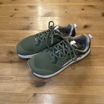 ALTRA 론피크 9 US 9.5