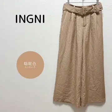 INGNI 벨트 와이드 팬츠 M 베이지 계열 슬림 레그 실루엣