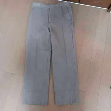 오라리 베이지 팬츠