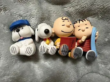 어깨 쿵 Fig. PEANUTS 컴플리트 세트