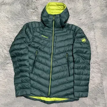 새상품급 마무트 Broad Peak IN 800fill 다운 자켓