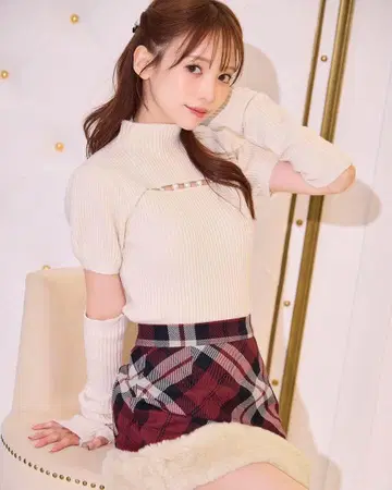 미셸 마카롱 펄 니트탑