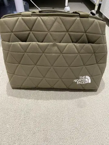 THE NORTH FACE 퀼팅 토트백