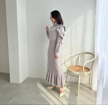 An MILLE 소매 프릴 머메이드 니트 원피스