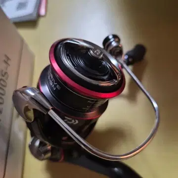 DAIWA LT2000S-H 스피닝 릴만