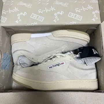 Reebok SixTONES 콜라보 스니커즈 24cm