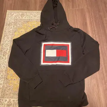 TOMMY HILFIGER 블랙 후드티 / 맨투맨 L