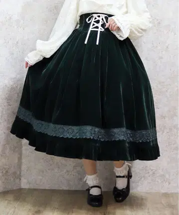 [ 새상품급 ] 벨벳 인형 스커트