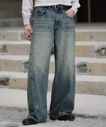 WYM VINTAGE WASHED CURVED DENIM