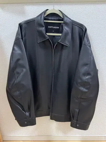 DOFFJASON 블랙 가죽 자켓