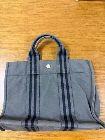 그레이 스트라이프 토트백